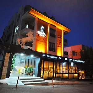 ميك رويال أنطاليا