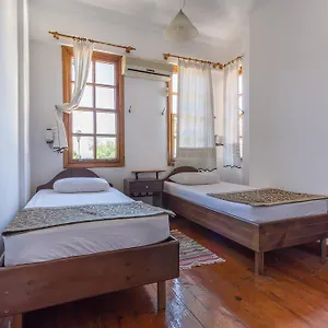 Mavi & Ani Pansiyon Antalya